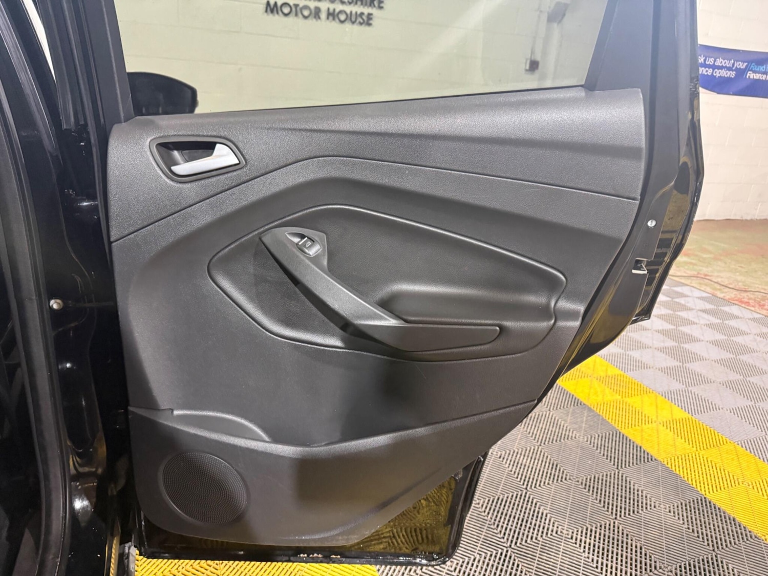 Used Ford Kuga 2018 for sale - 77537643: Photo 44