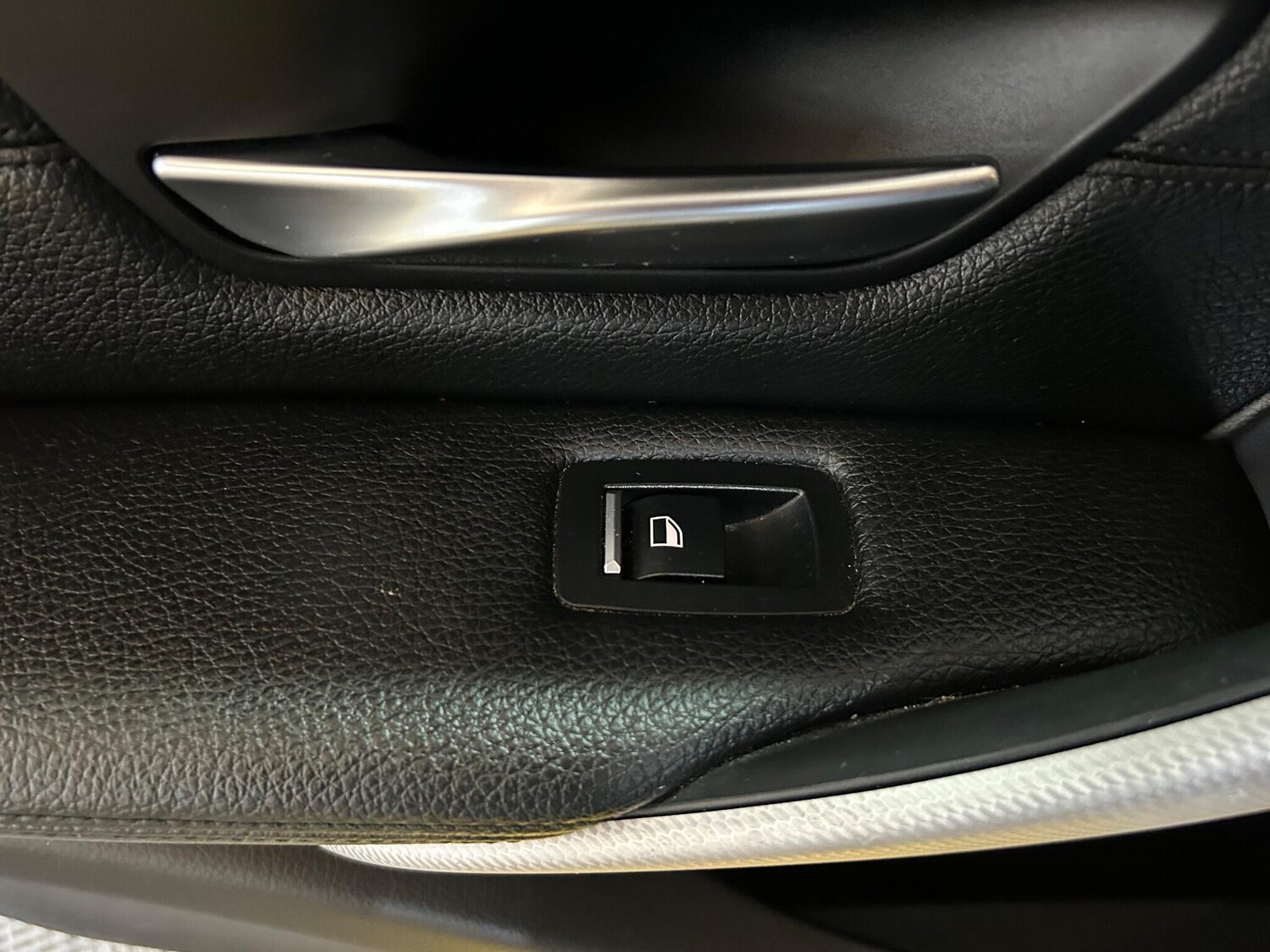 Used BMW 3 Series 2018 for sale - 76084676: Photo 60