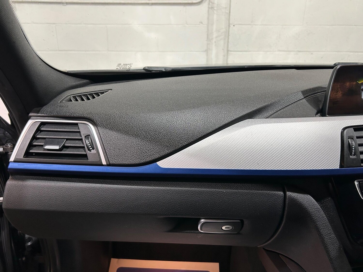 Used BMW 3 Series 2018 for sale - 76084676: Photo 65