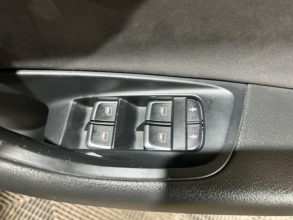 Used Audi A6 Saloon 2016 for sale - 76138609: Photo 49