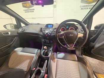 Used Ford Fiesta 2016 for sale - 79092921: Photo