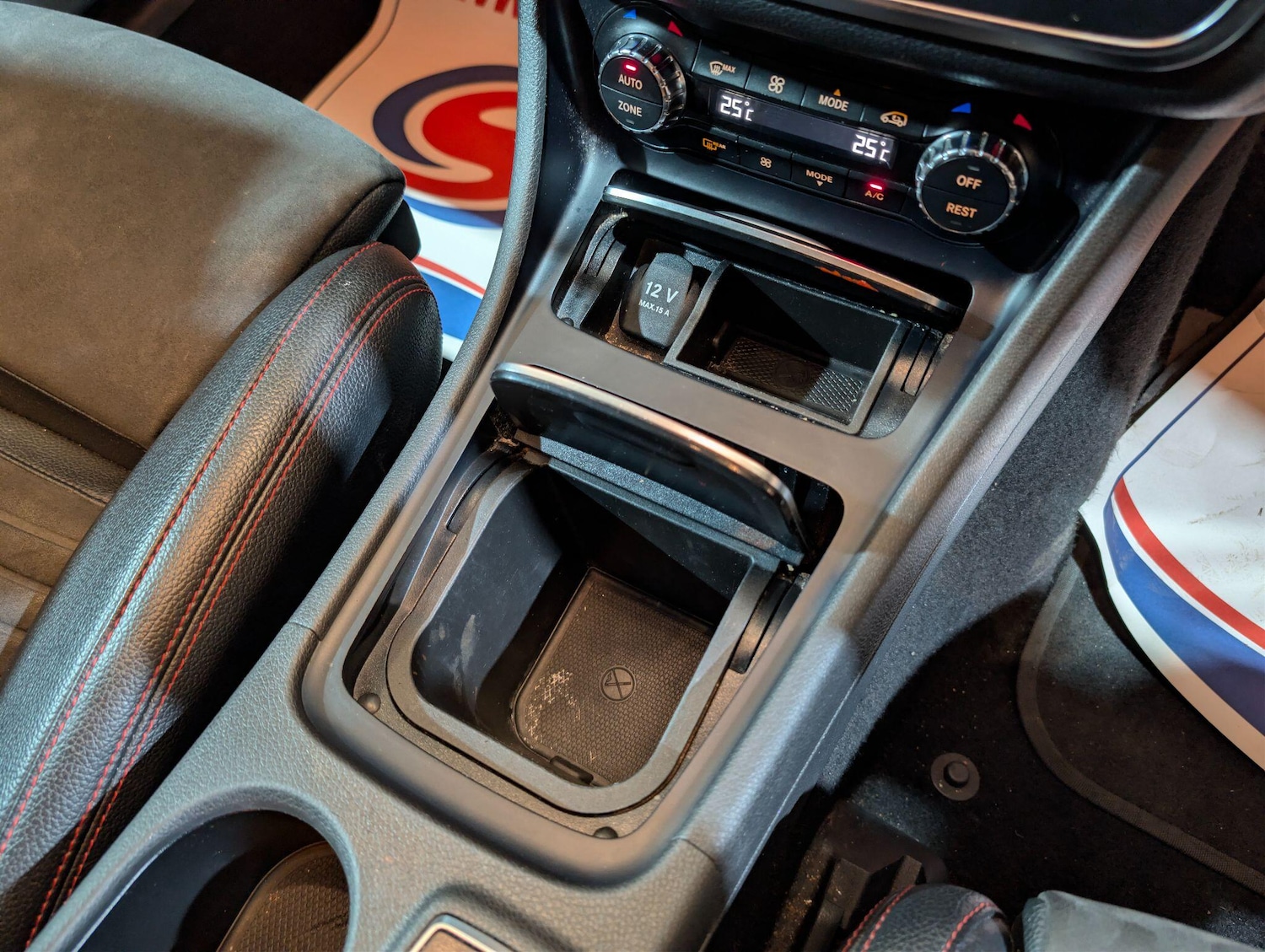 Used Mercedes-Benz C Class 2018 for sale - 77882833: Photo 19