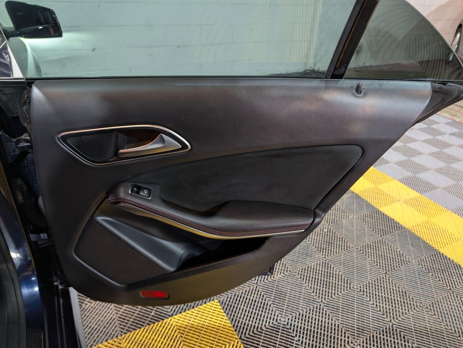 Used Mercedes-Benz C Class 2018 for sale - 77882833: Photo 48