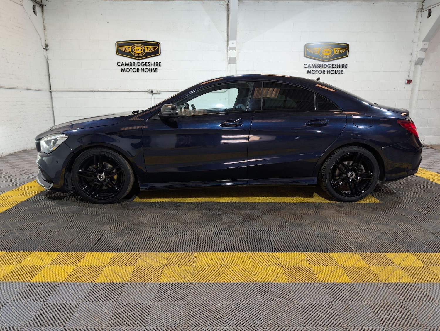 Used Mercedes-Benz C Class 2018 for sale - 77882833: Photo 5