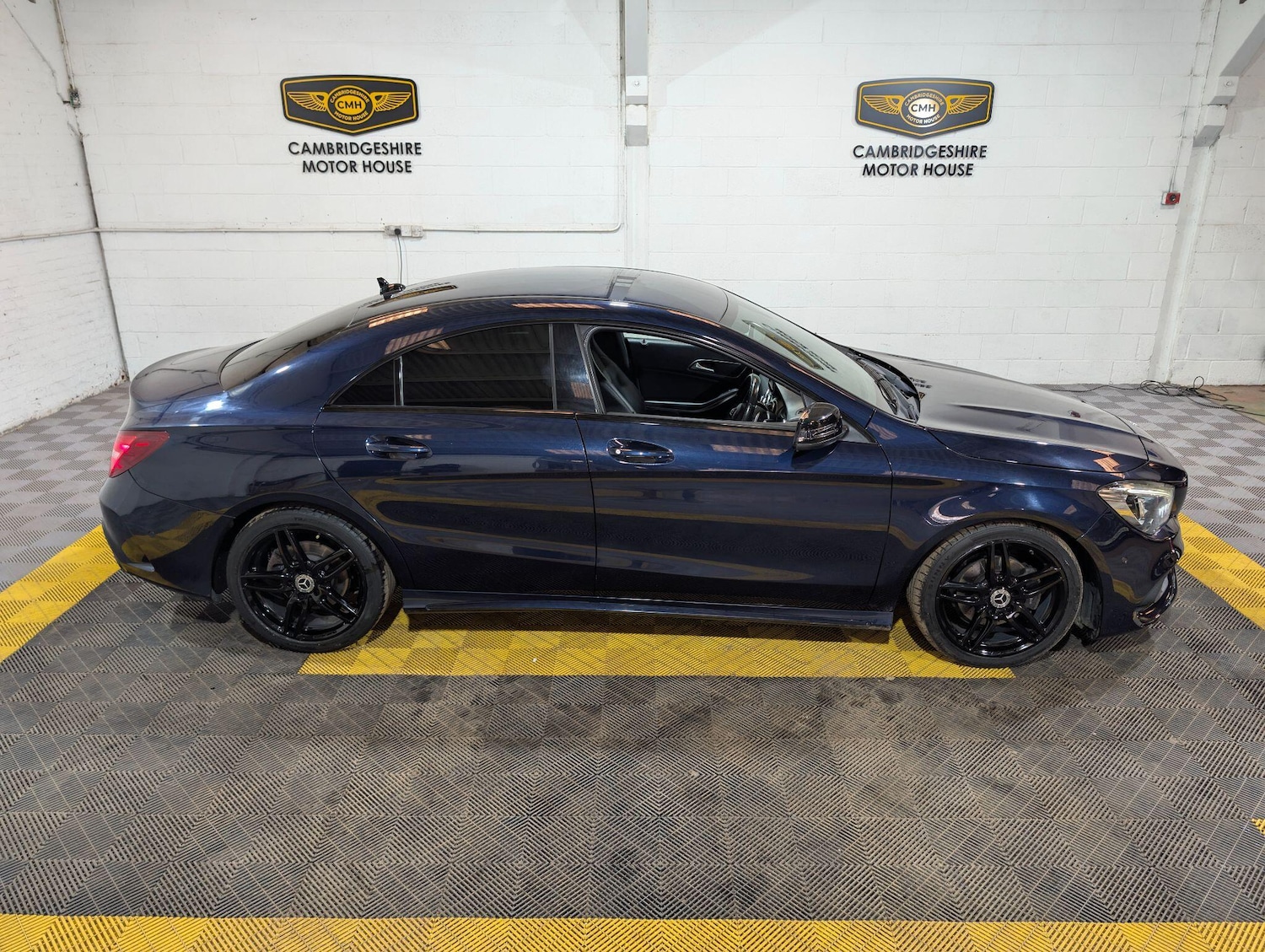 Used Mercedes-Benz C Class 2018 for sale - 77882833: Photo 8