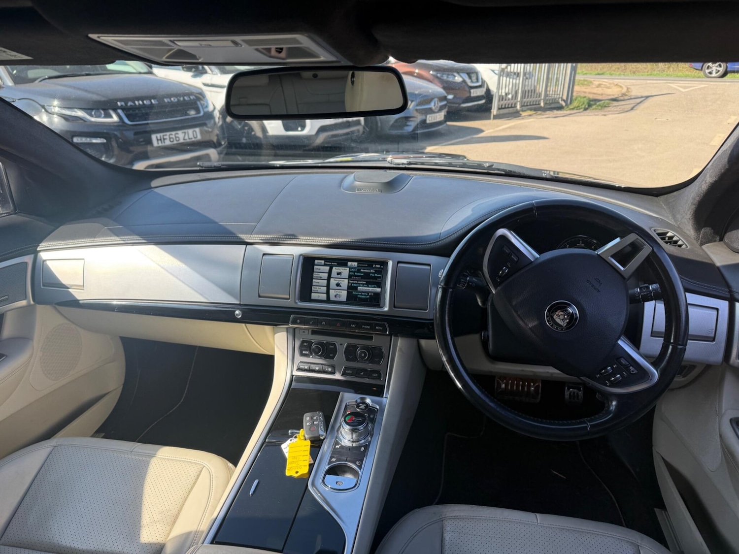 Used Jaguar XF 2014 for sale - 77978328: Photo 7