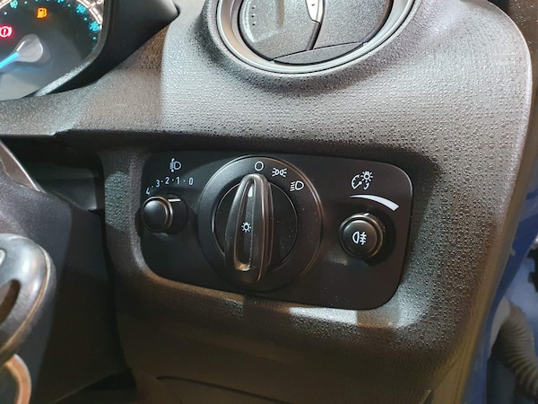 Used Ford Fiesta Van 2016 for sale - 74383979: Photo 40