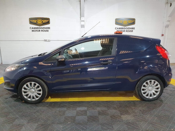 Used Ford Fiesta Van 2016 for sale - 74383979: Photo 5