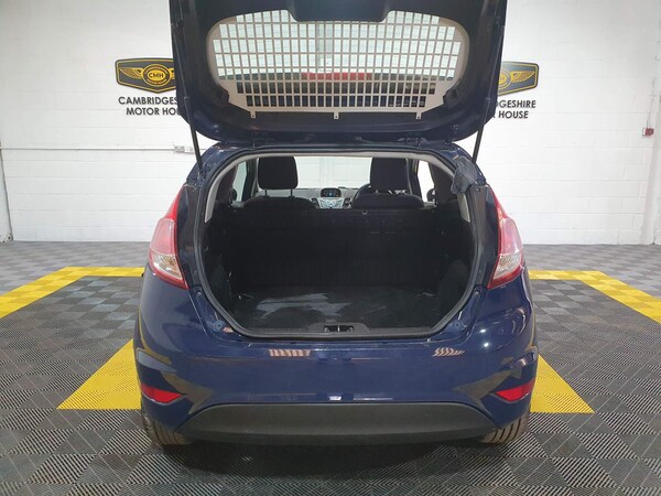 Used Ford Fiesta Van 2016 for sale - 74383979: Photo 8