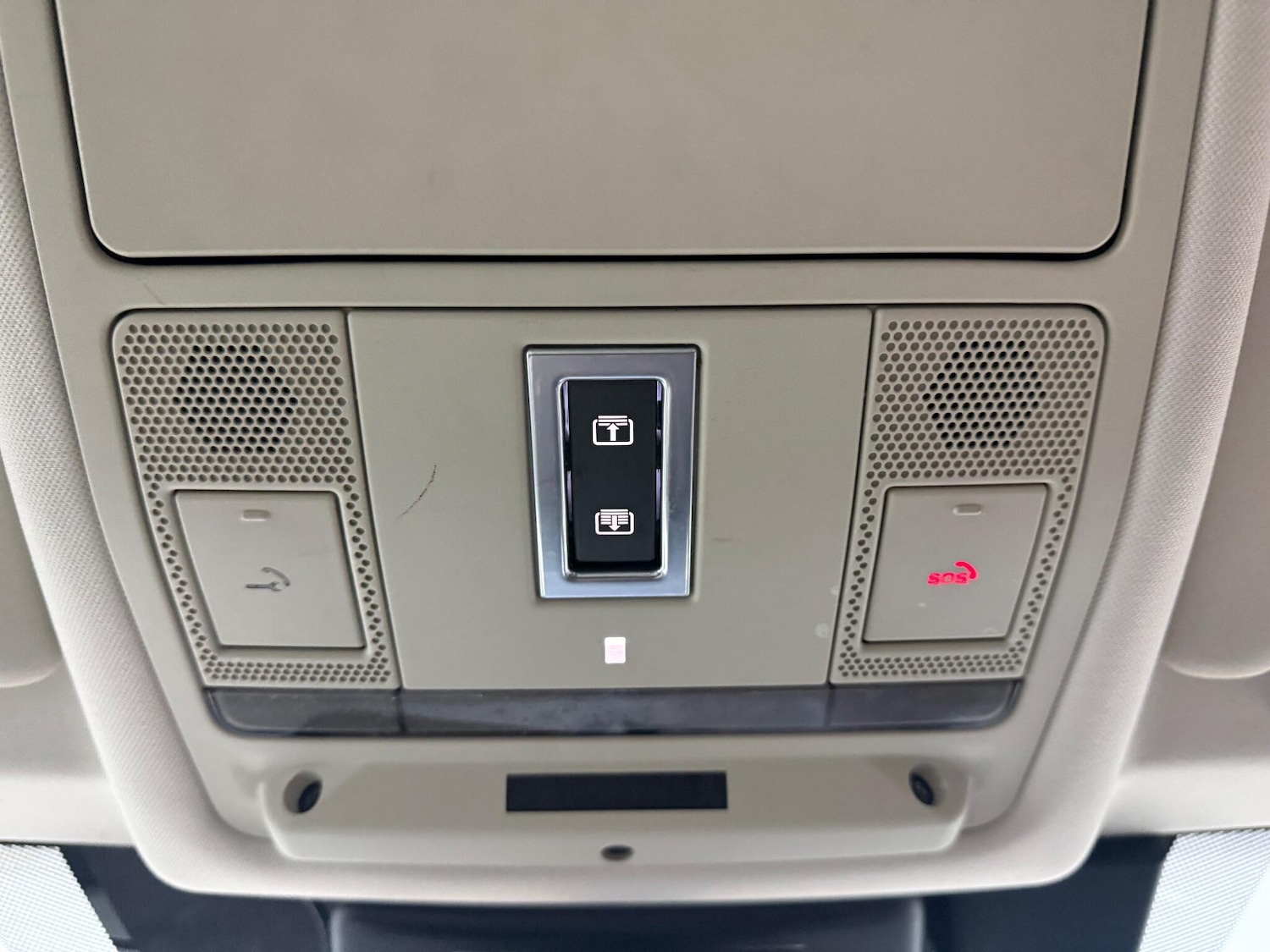 Used Land Rover Discovery Sport 2017 for sale - 76865994: Photo 14