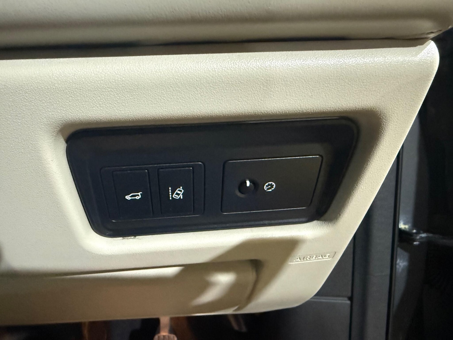 Used Land Rover Discovery Sport 2017 for sale - 76865994: Photo 31