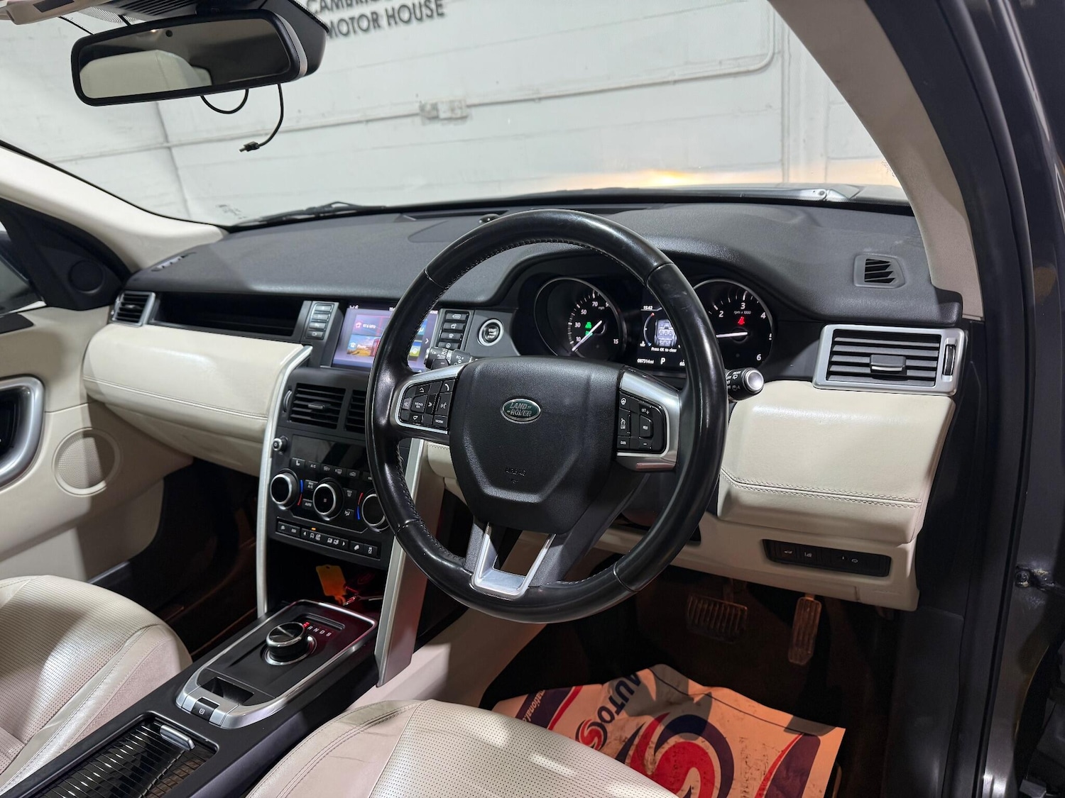 Used Land Rover Discovery Sport 2017 for sale - 76865994: Photo 32