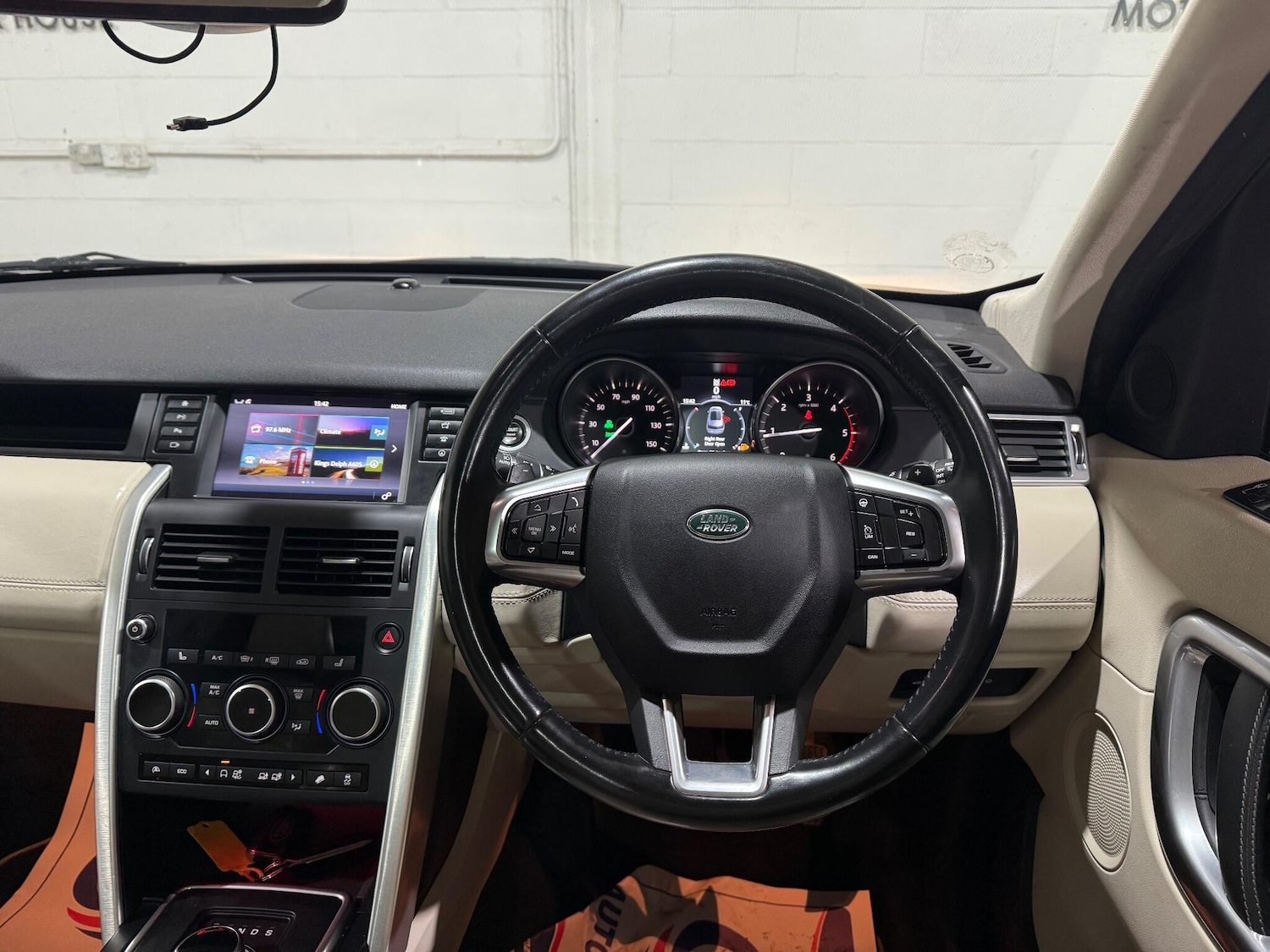 Used Land Rover Discovery Sport 2017 for sale - 76865994: Photo 41