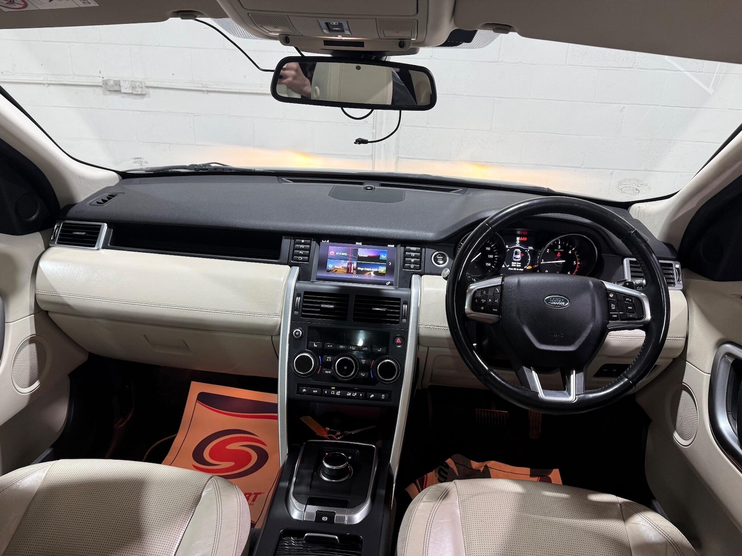 Used Land Rover Discovery Sport 2017 for sale - 76865994: Photo 43