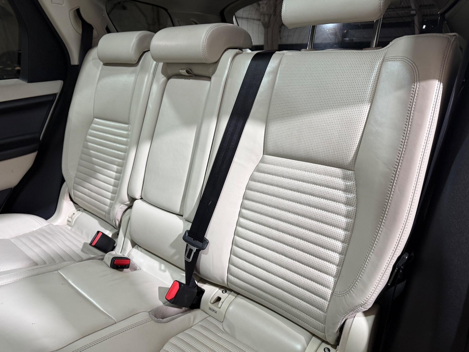 Used Land Rover Discovery Sport 2017 for sale - 76865994: Photo 51