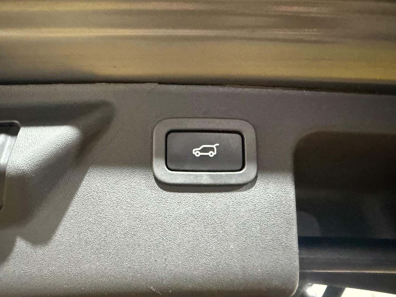 Used Land Rover Discovery Sport 2017 for sale - 76865994: Photo 77