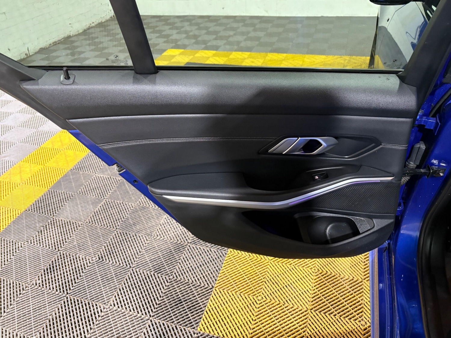 Used BMW 3 Series 2020 for sale - 77050115: Photo 64