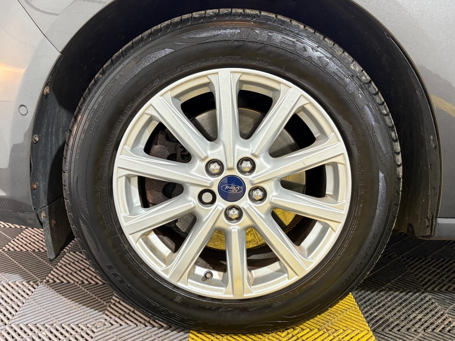 Used Ford Galaxy 2017 for sale - 76608139: Photo 28