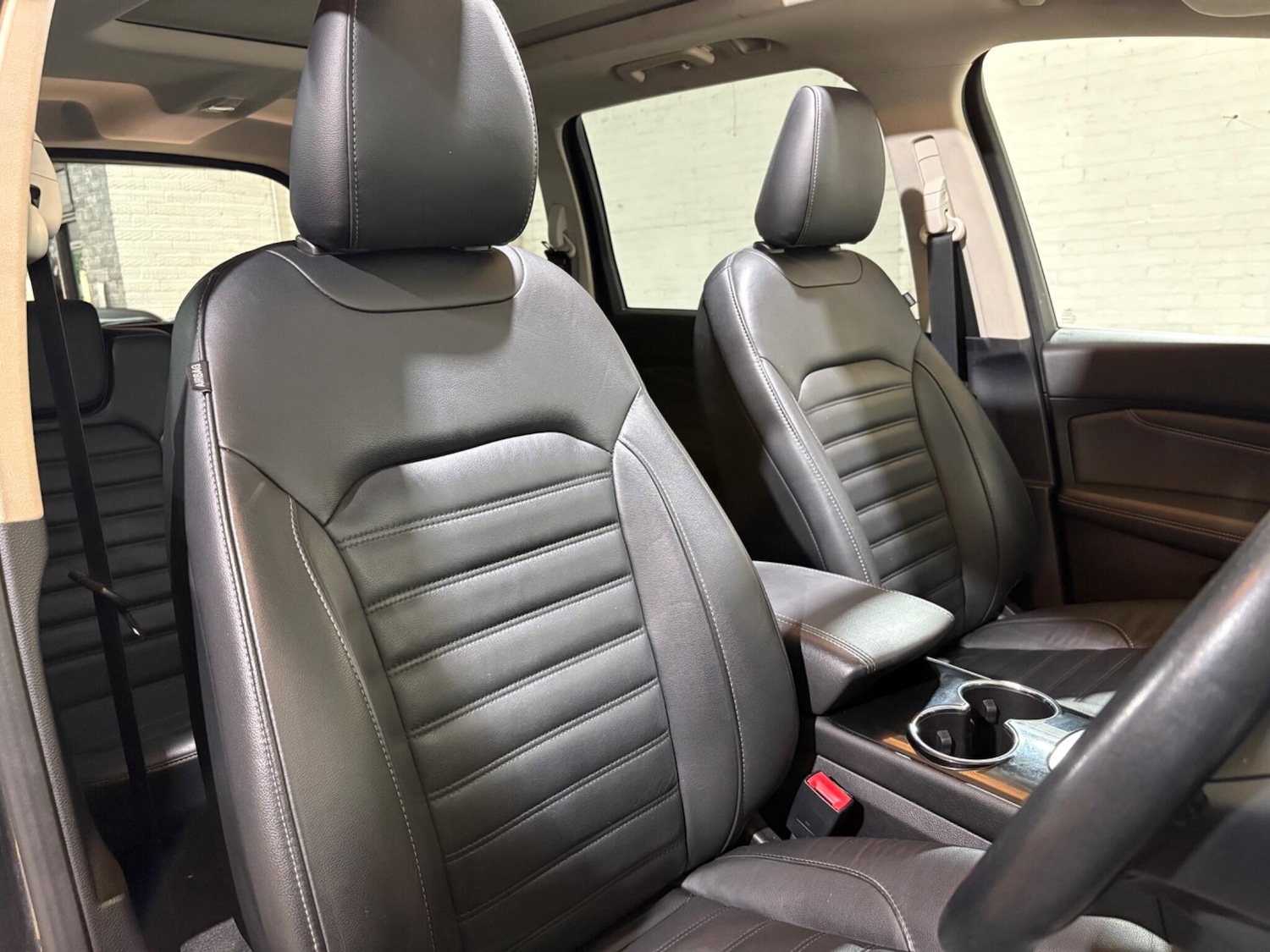 Used Ford Galaxy 2017 for sale - 76608139: Photo 40