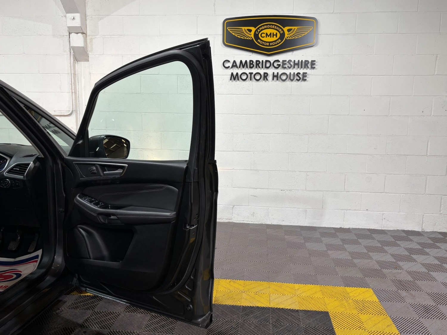 Used Ford Galaxy 2017 for sale - 76608139: Photo 42