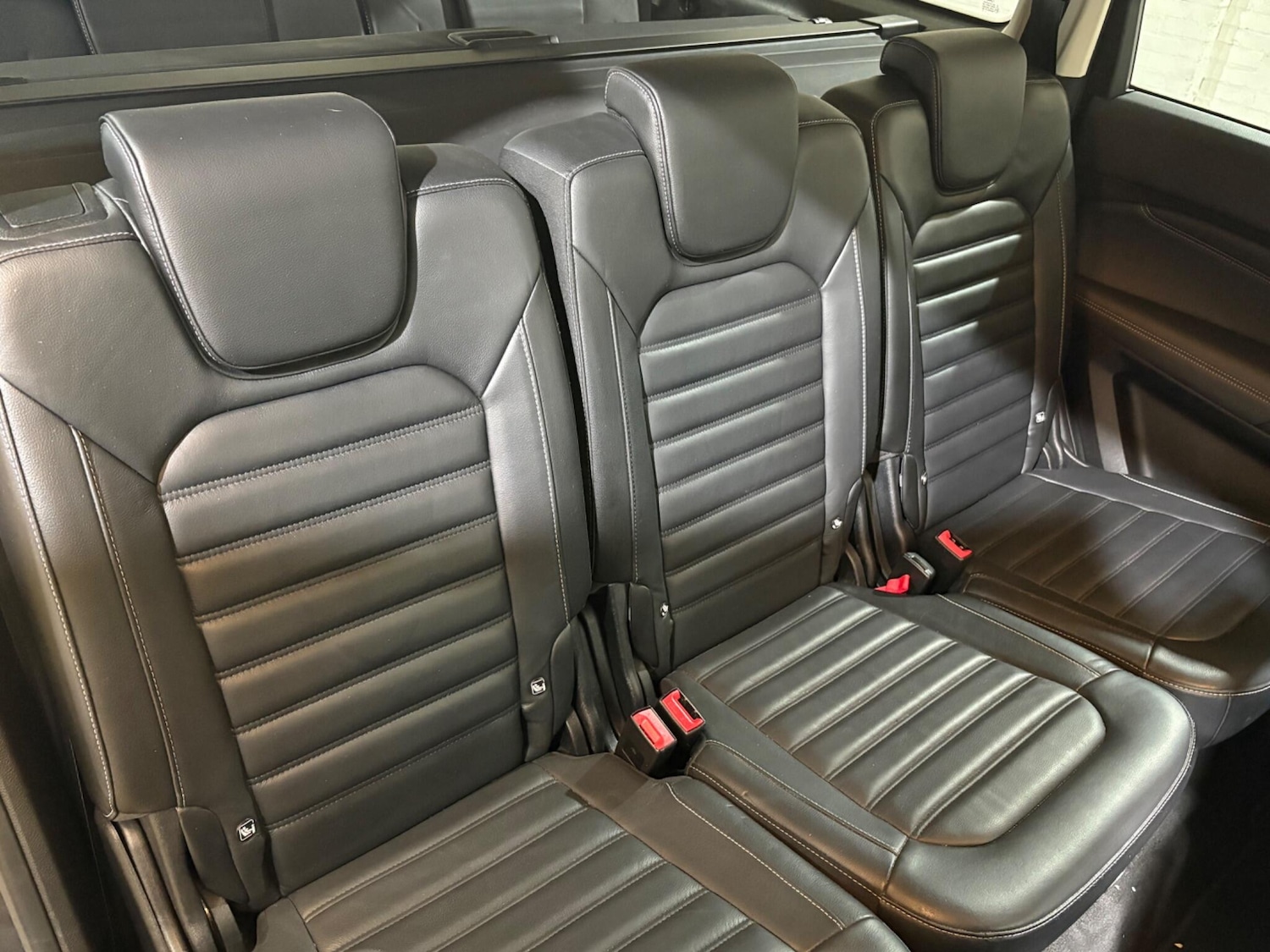 Used Ford Galaxy 2017 for sale - 76608139: Photo 48