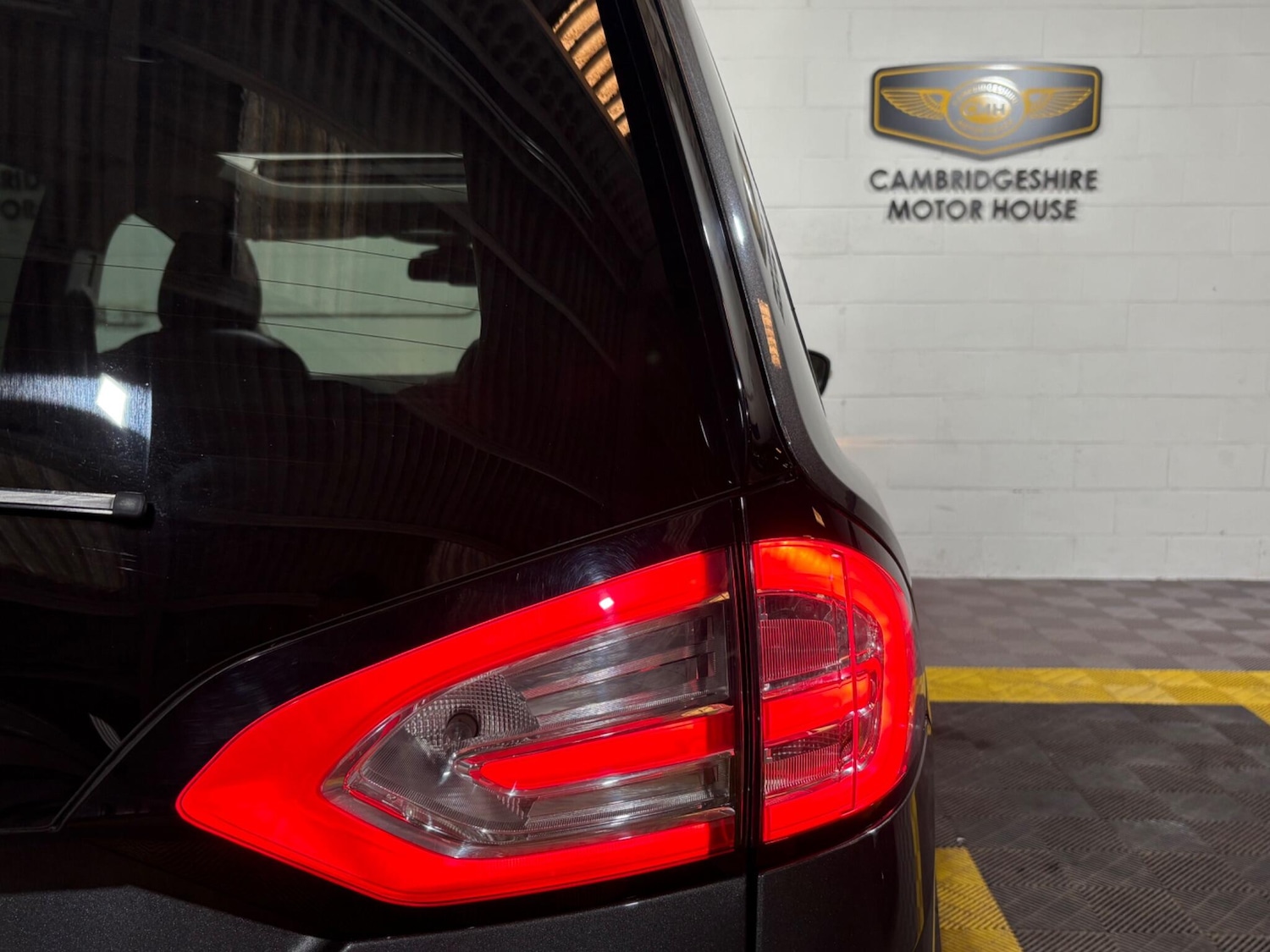 Used Ford Galaxy 2017 for sale - 76608139: Photo 59