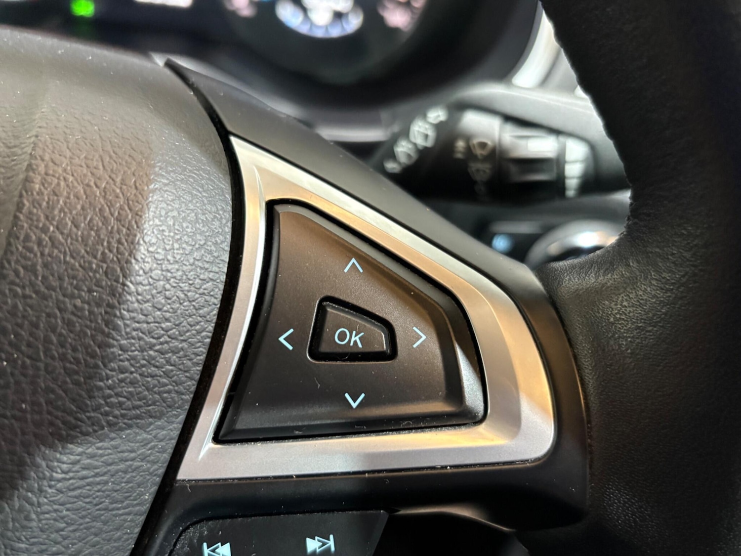 Used Ford Galaxy 2017 for sale - 76608139: Photo 86