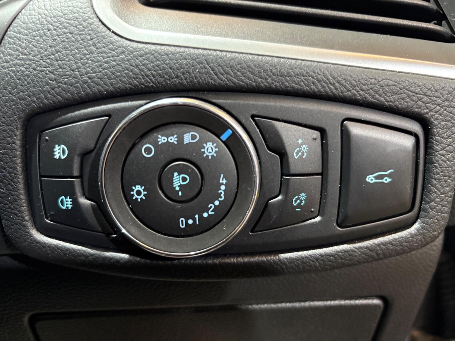 Used Ford Galaxy 2017 for sale - 76608139: Photo 88