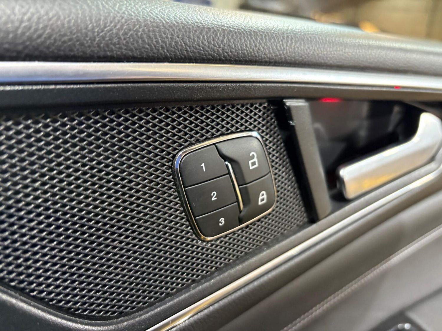 Used Ford Galaxy 2017 for sale - 76608139: Photo 89