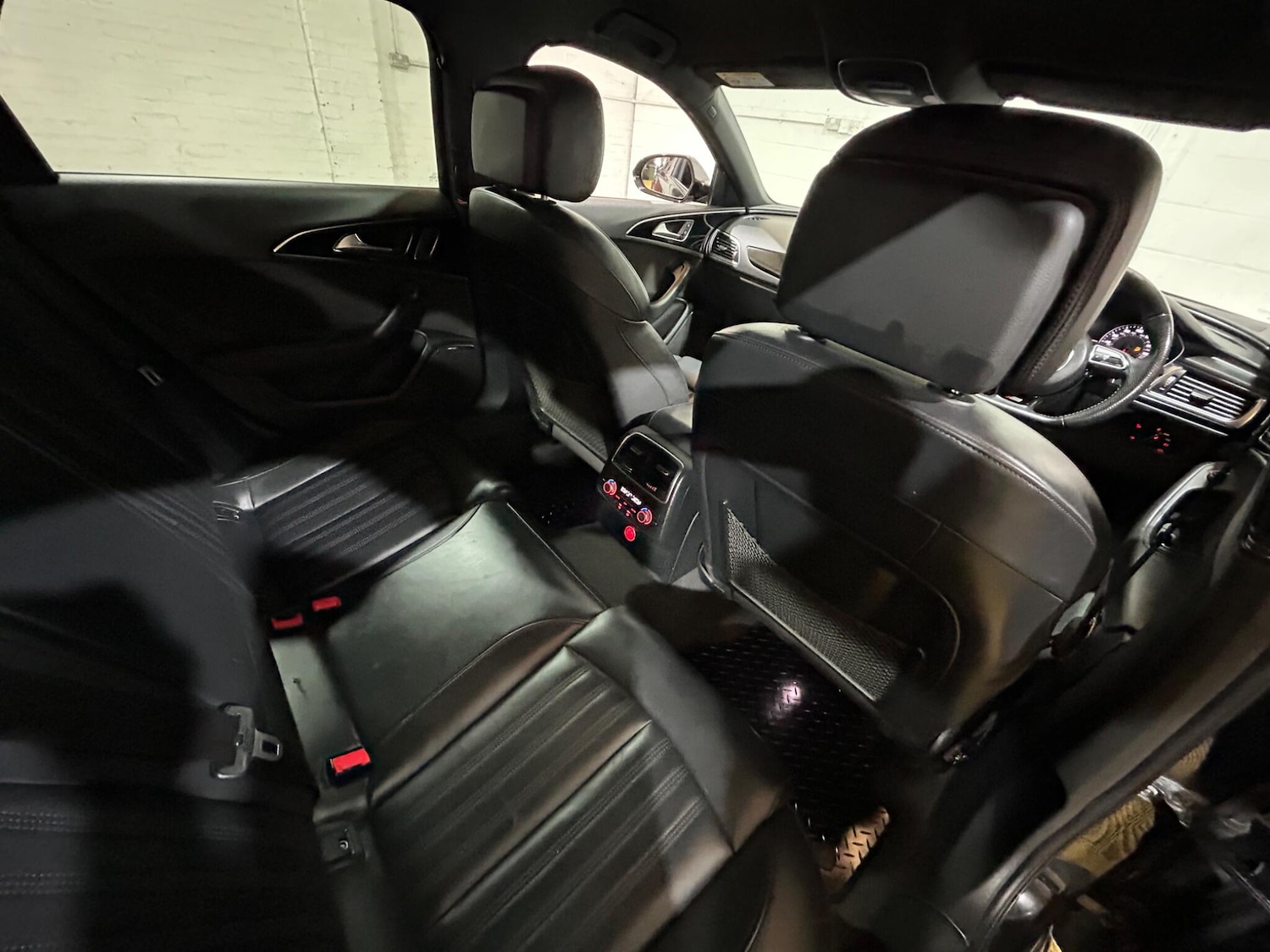 Vehicle 44