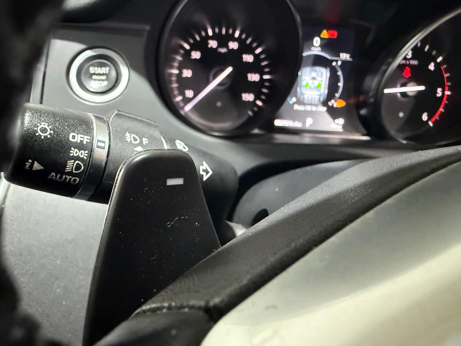 Used Land Rover Discovery Sport 2018 for sale - 77315206: Photo 28