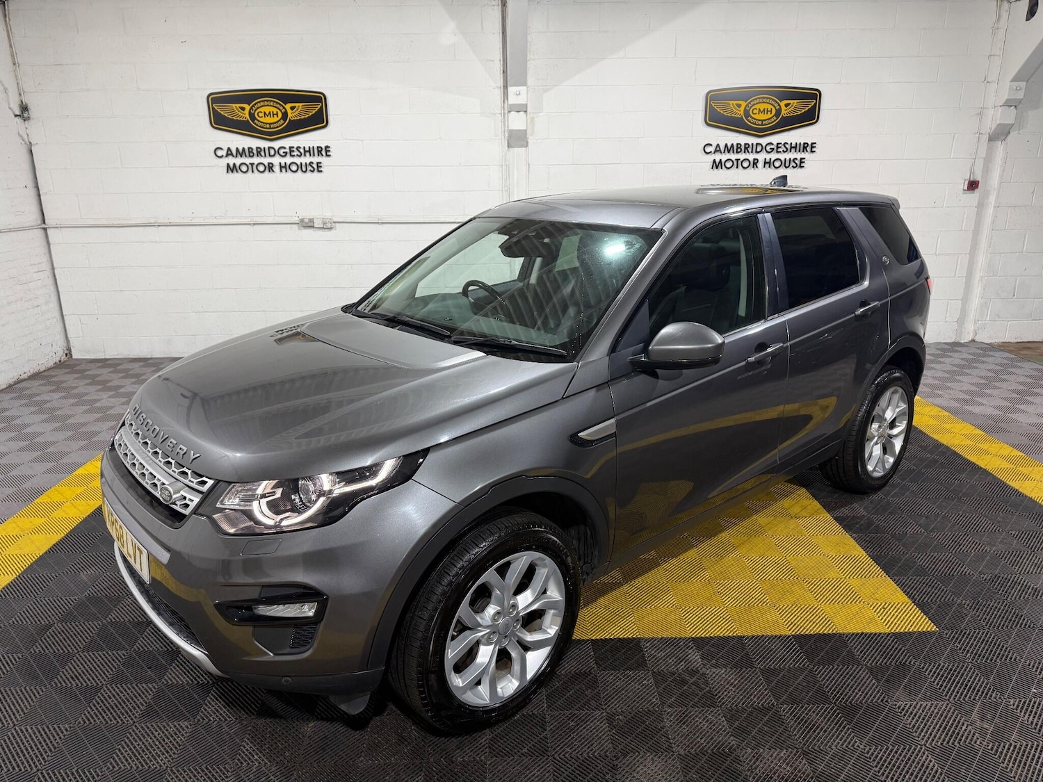 Used Land Rover Discovery Sport 2018 for sale - 77315206: Photo 62