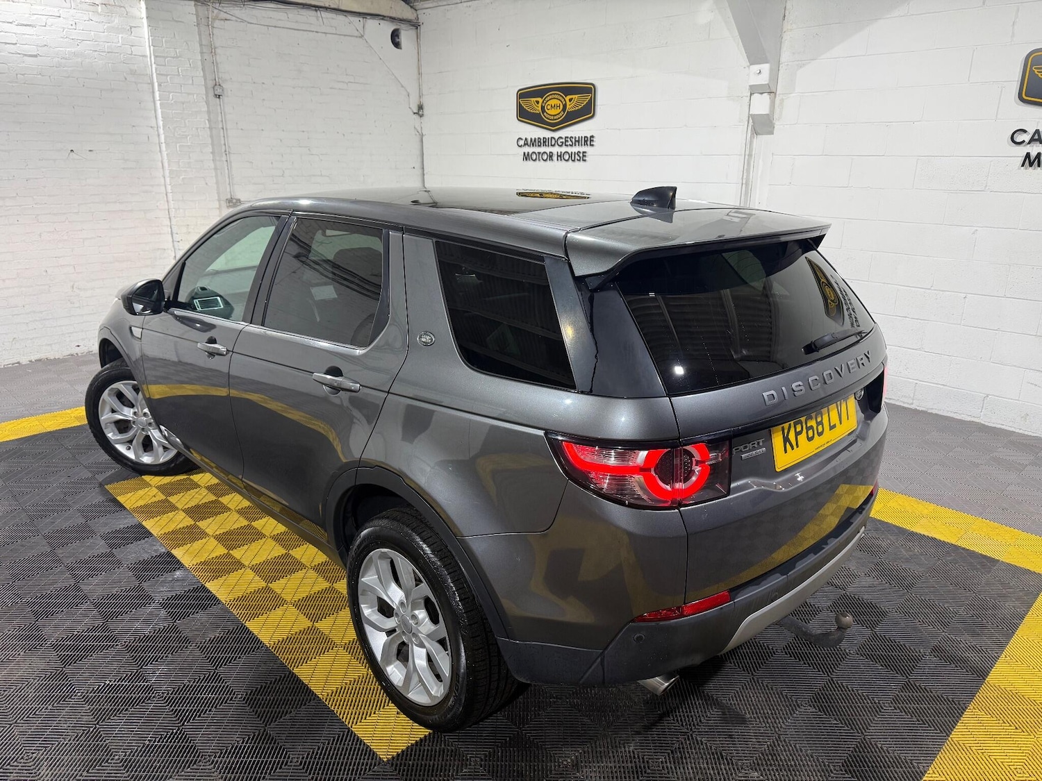 Used Land Rover Discovery Sport 2018 for sale - 77315206: Photo 74