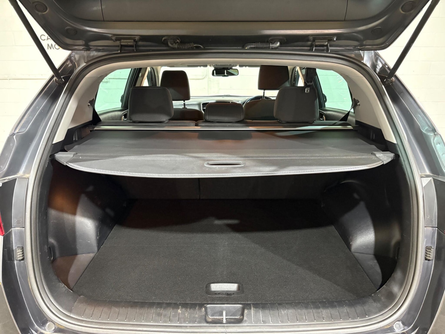 Used Kia Sportage 2018 for sale - 76993585: Photo 31