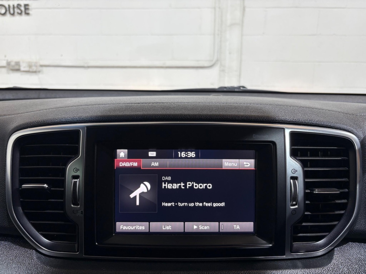 Used Kia Sportage 2018 for sale - 76993585: Photo 56