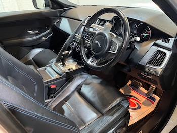 Used Jaguar E-Pace 2018 for sale - 76083869: Photo