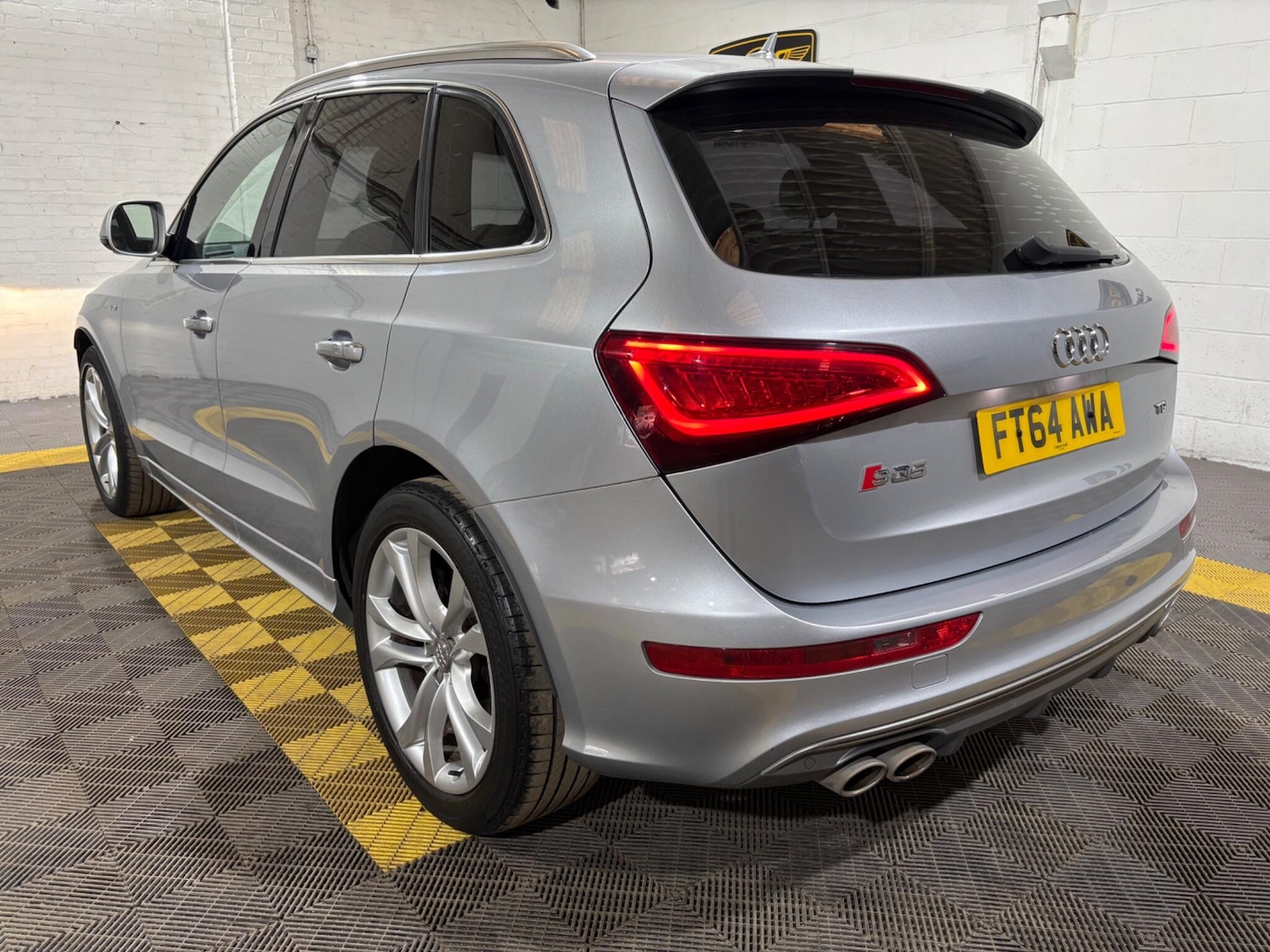 Used Audi SQ5 2015 for sale - 78184790: Photo 2