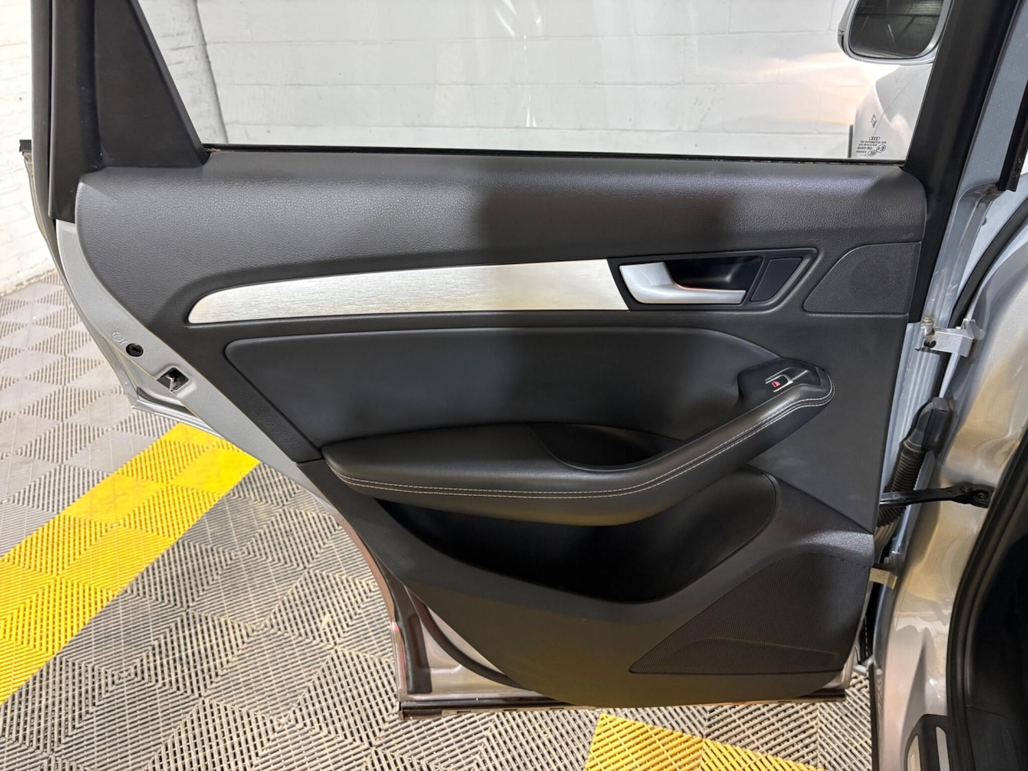 Used Audi SQ5 2015 for sale - 78184790: Photo 68