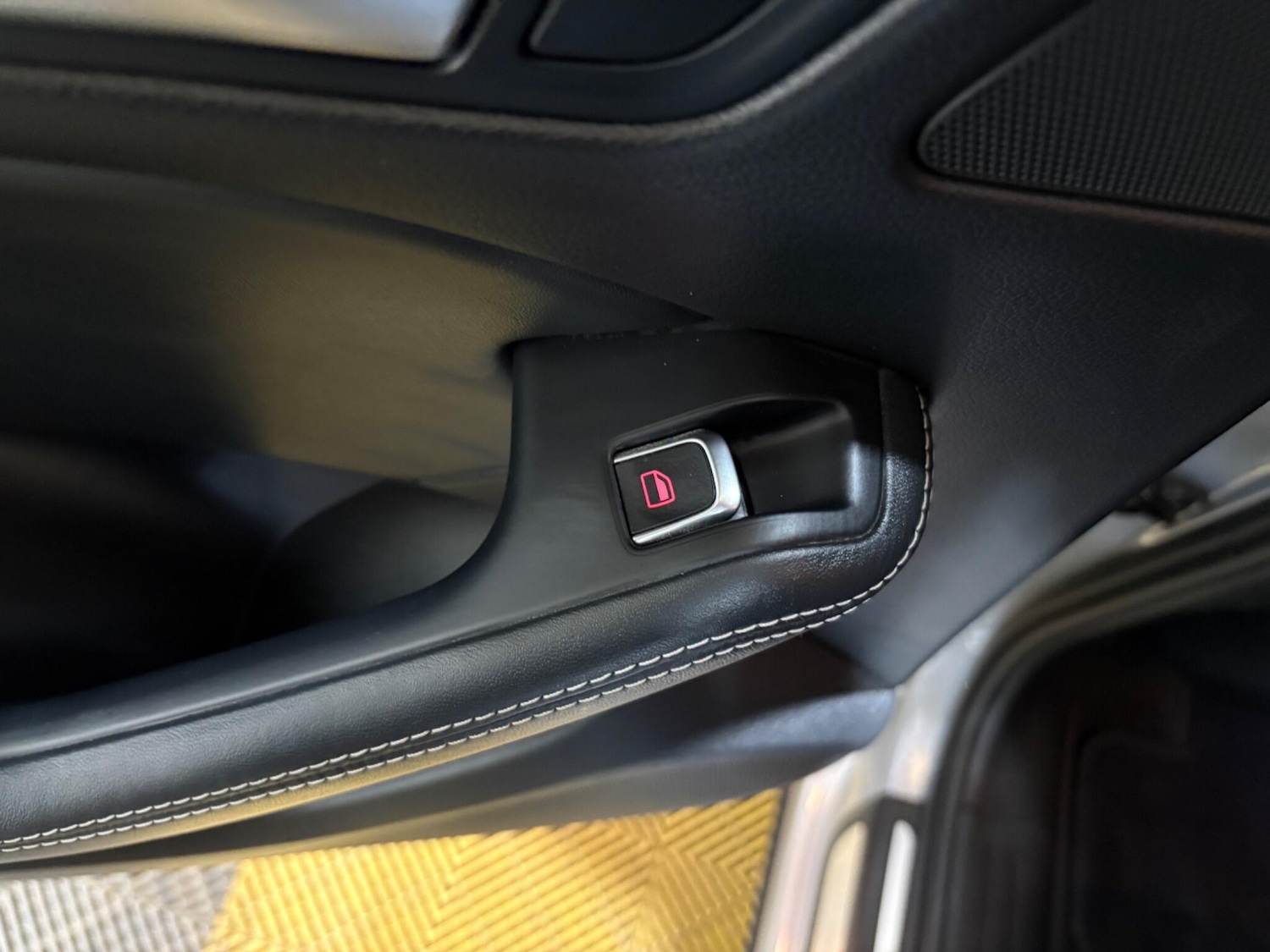 Used Audi SQ5 2015 for sale - 78184790: Photo 82