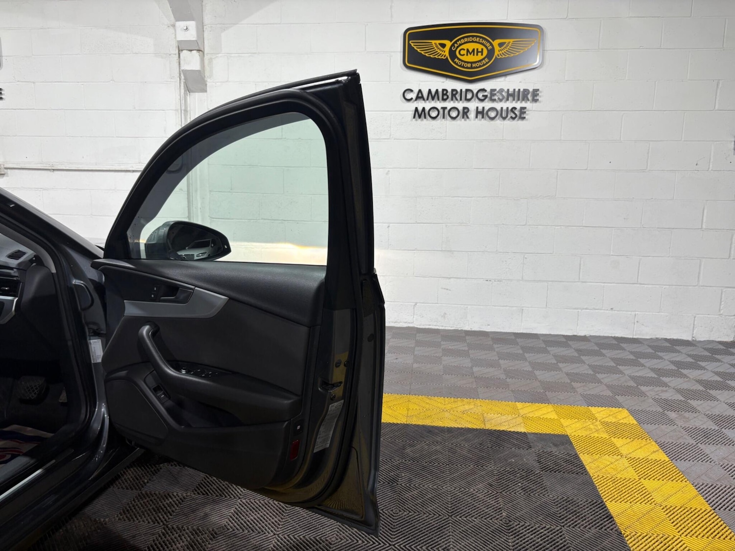 Used Audi A4 2016 for sale - 77040069: Photo 36