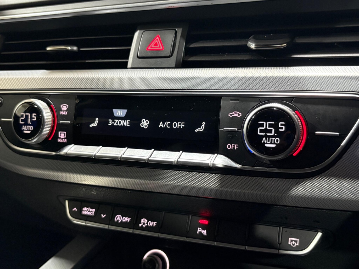 Used Audi A4 2016 for sale - 77040069: Photo 65