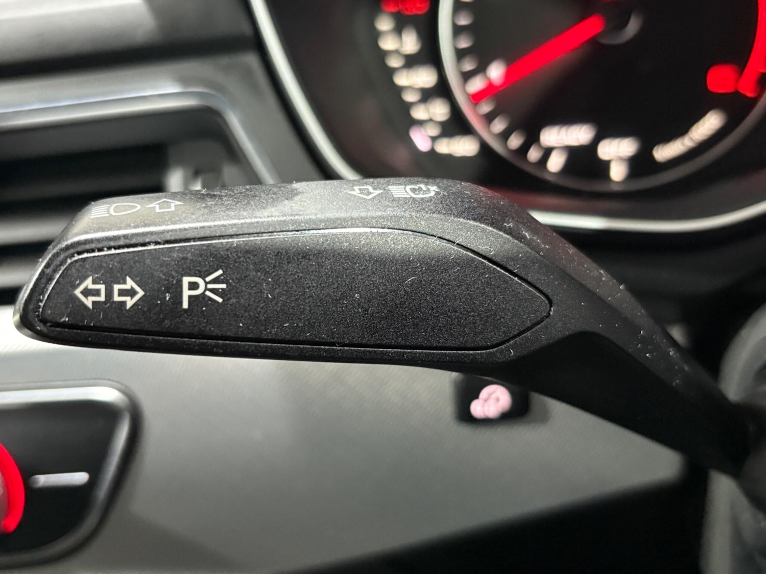 Used Audi A4 2016 for sale - 77040069: Photo 78