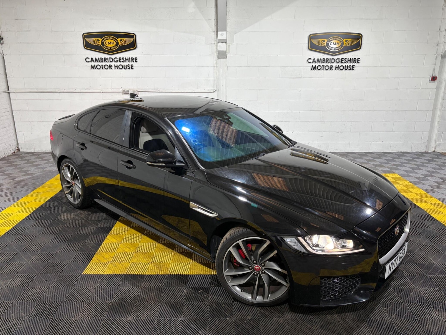 Used Jaguar XF 2017 for sale - 77637546: Photo 15