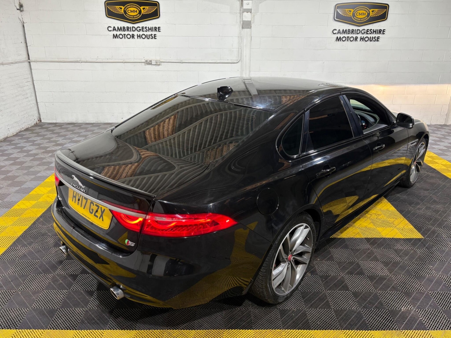 Used Jaguar XF 2017 for sale - 77637546: Photo 19