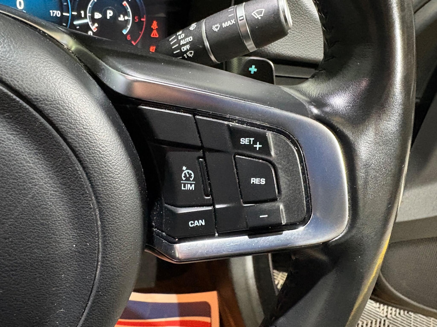 Used Jaguar XF 2017 for sale - 77637546: Photo 30