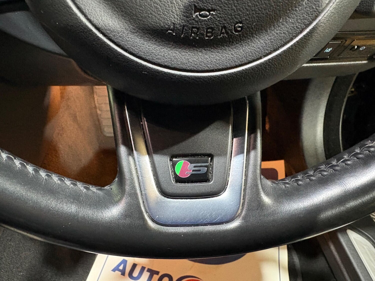 Used Jaguar XF 2017 for sale - 77637546: Photo 31