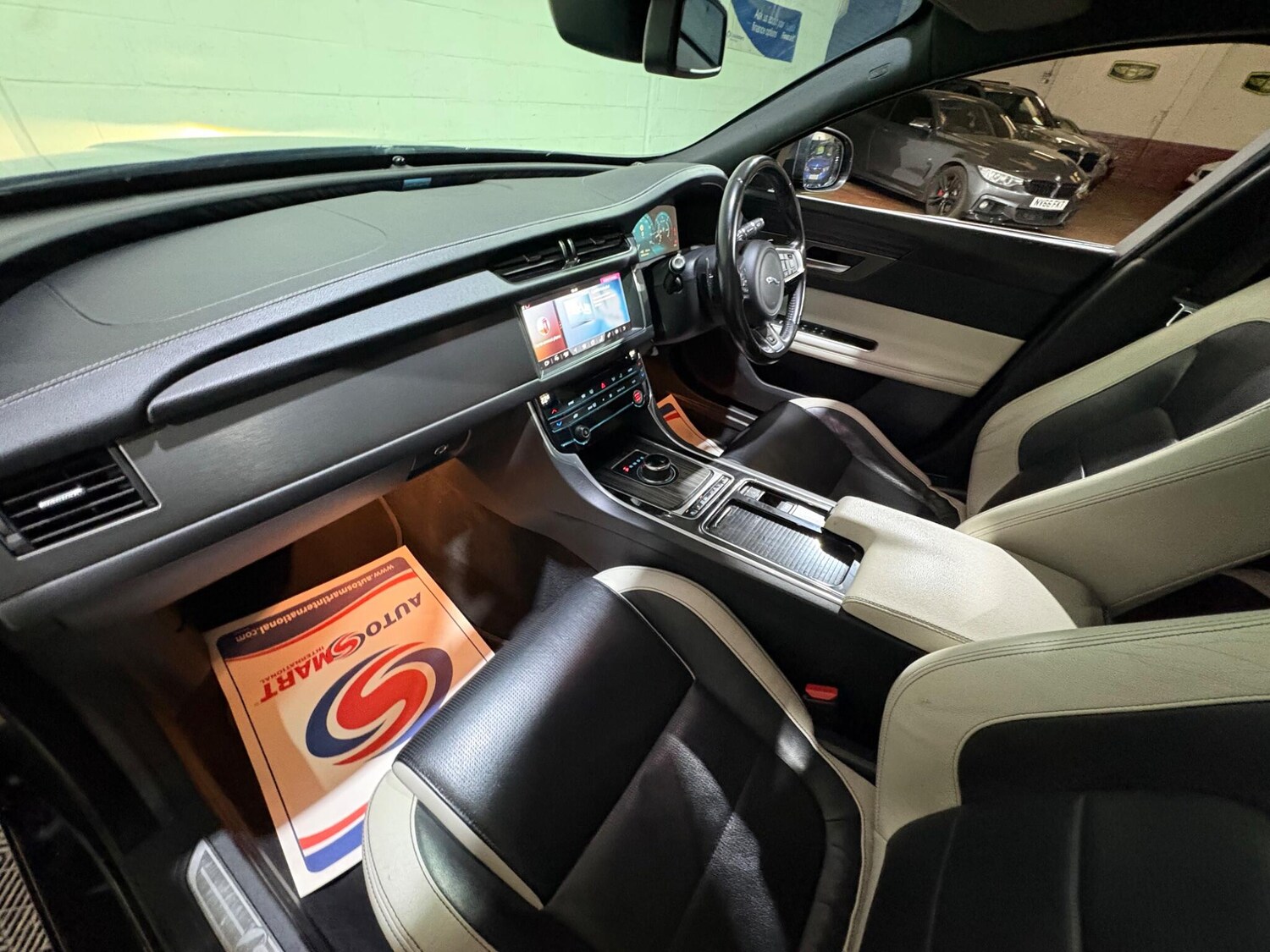 Used Jaguar XF 2017 for sale - 77637546: Photo 67