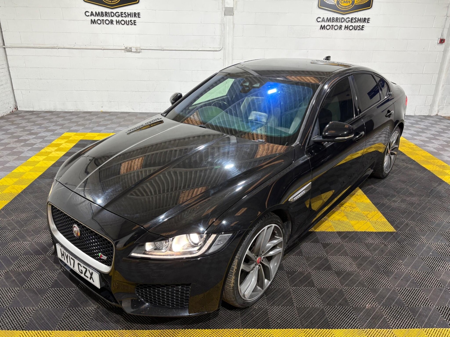 Used Jaguar XF 2017 for sale - 77637546: Photo 81