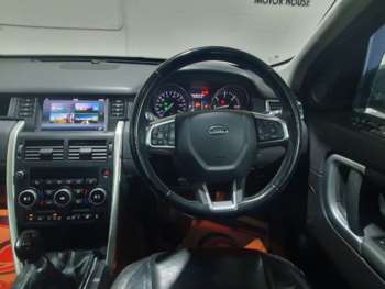 Used Land Rover Discovery Sport 2015 for sale - 75023199: Photo