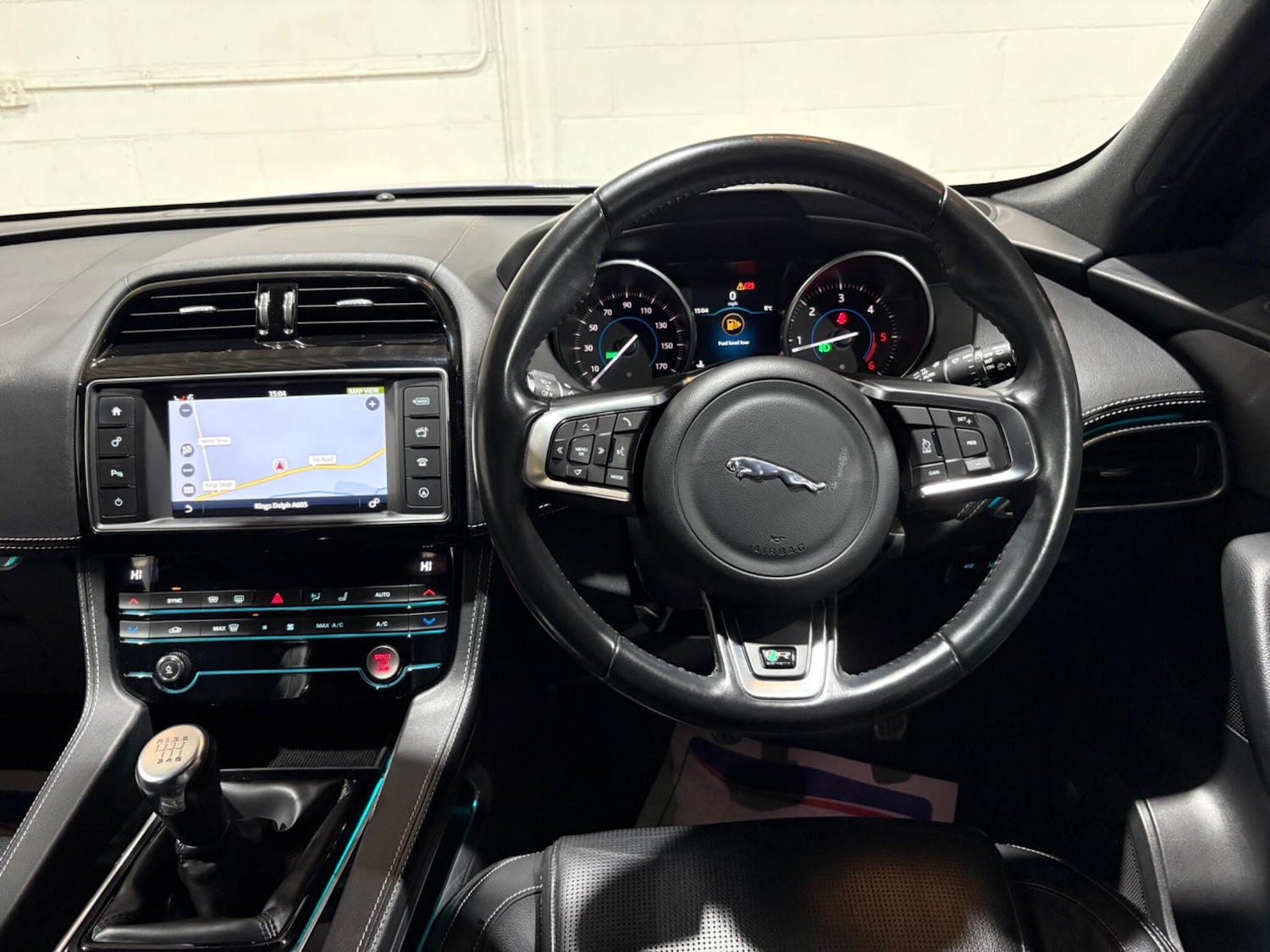 Used Jaguar F-Pace 2017 for sale - 76801476: Photo 16